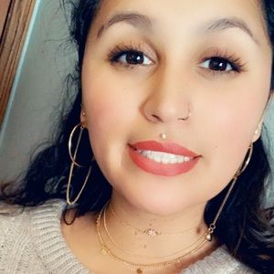 Meet your Posher, Bianca